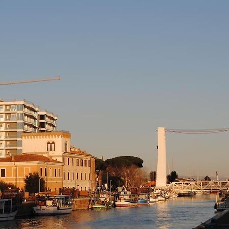 Appartement Casa Degli Alberi à Fiumicino Extérieur photo